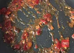 Garlic moss Illustration of how to make stir-fried minced meat and standard pancakes 2