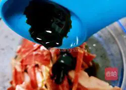 Illustration of how to make fried meat with garlic sprouts 5