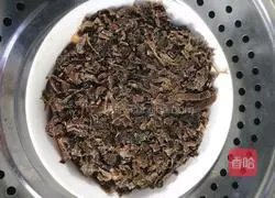 Plum Illustration of how to make braised pork with vegetables 10