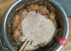 Illustration of how to make chicken breast steamed pork 3