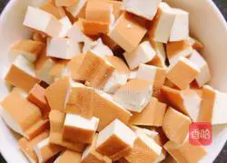 How to stir-fry minced pork with garlic, moss and fragrant dry ingredients Illustration 3