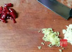 Illustration of how to make General Tso's Chicken 4