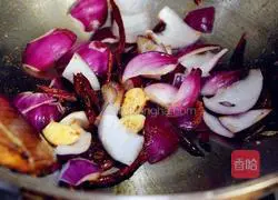 Illustration of how to make stir-fried pork sausage 5