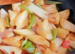 Pineapple Sweet and Sour Pork Recipe Illustration 17