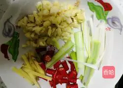 Illustration of how to make spicy fried clams 3