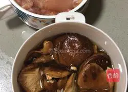 # steamed vegetables# Illustration of how to make steamed chicken legs with mushrooms 1