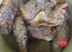 Illustration of how to make Coke chicken wings 3