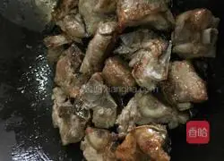 Illustration of how to make pork ribs rice 5