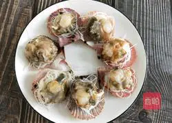 Illustration of steamed garlic vermicelli scallops 12