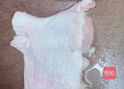 Scallion oil boneless Chicken thigh recipe illustration 2