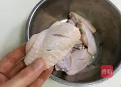 Illustration of Korean finger-sucking fried chicken wings 3