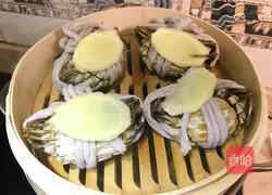 Illustration of steamed hairy crabs 7