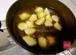 Illustration of how to make stir-fried chicken nuggets 6