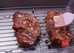 Honey Sauce Barbecued Pork Recipe Illustration 5