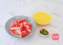 Illustration of how to make crab meat and egg bento 2