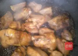 Illustration of Braised Pork Ribs and Stewed Potatoes 3