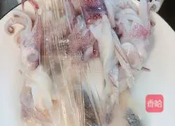 Illustration of how to make the soy sauce emperor blow tube 2