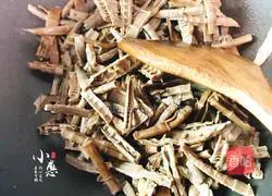 Illustration of how to make dried bamboo shoots with rice 6