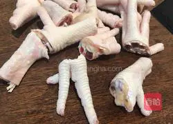 Illustration of the incredibly delicious braised chicken feet recipe 1