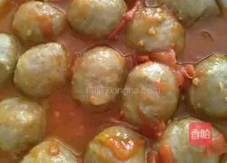 Illustration of how to make tomato beef balls 7