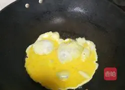 Illustration of how to make scrambled eggs with tomatoes 2