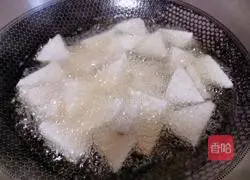 Illustration of Braised Pork and Taro Stew 7