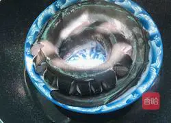 Illustration of how to make steamed eel 3