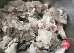 Illustration of Braised Pork Ribs and Braised Eggs 2