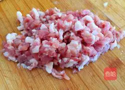 An illustration of how to climb a tree 2