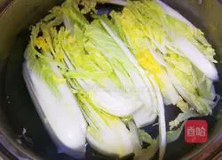 Illustration of how to make garlic vermicelli and baby cabbage 4