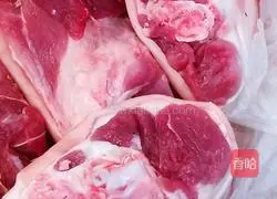 Illustration of braised pork knuckle 1