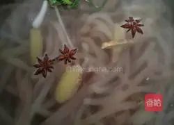 Illustration of how to make crystal pig skin jelly 4