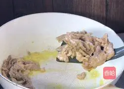 Illustration of how to make fried pork slices with pepper twist 7