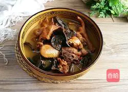 Illustration of how to make pine mushroom stewed chicken 10