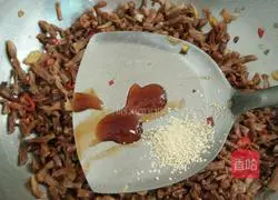 Illustration of how to make steamed bacon with dried beans 10