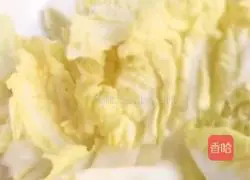 Illustration of making sweet and sour black and white vegetables 5