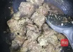 Illustration of how to make millet steamed pork ribs 8