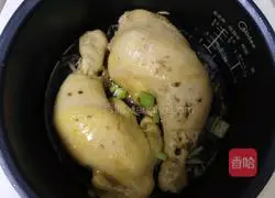 Illustration of how to make waterless chicken legs 2