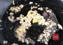 Illustration of how to make sweet leek and scrambled eggs with spring machine 2