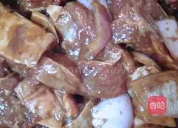 Cantonese style beef ribs Practice illustration 5