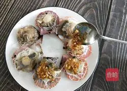 Illustration of steamed garlic vermicelli scallops 13