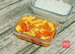 Illustration of how to make tomato and egg bento 10