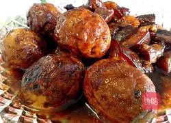 Illustration of how to cook pork with tiger skin eggs 26