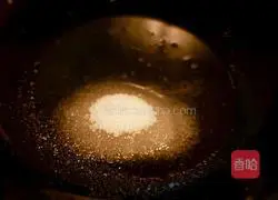 Illustration of how to make sweet and sour pork ribs 3