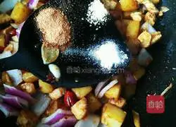 Illustration of how to make diced potato chicken 11