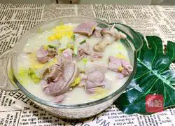 Illustration of how to stew salted goose with baby cabbage 5