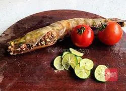 Illustration of how to make tomato-braised tiger prawns 6