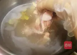 Illustration of how to make fragrant coconut chicken 4