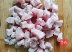 Spicy Illustration of how to make short crispy pork 2