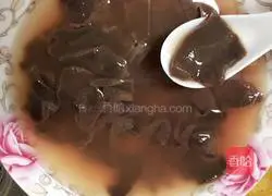 Illustration of how to make fried pork liver and blood skin vegetables 2